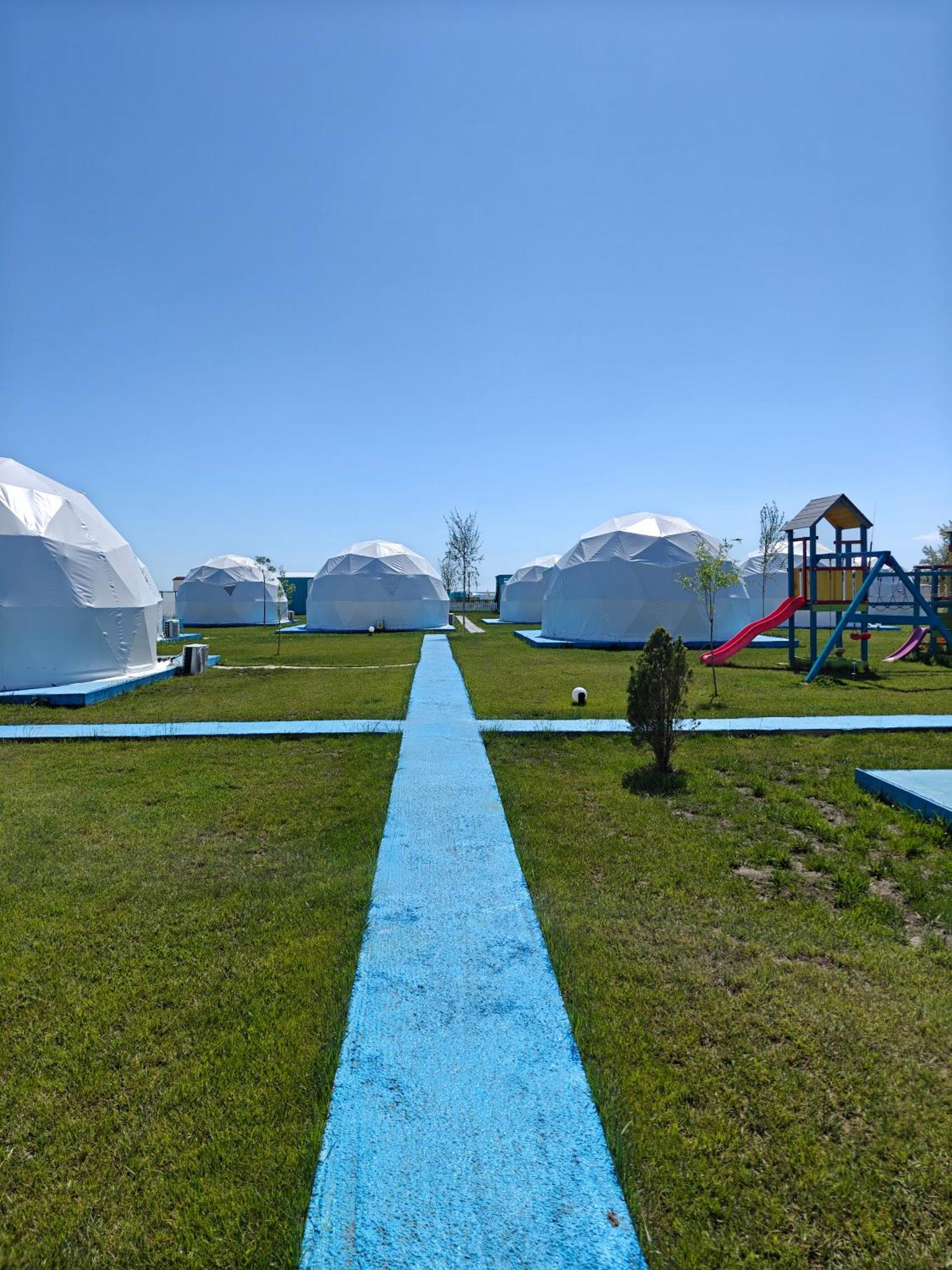 Hotel Glamping By The Sea Năvodari Exterior foto